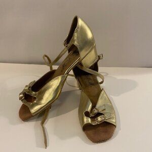Dance Ballroom/ Latin shoes 1 1/2 inch Heel Gold Size 4